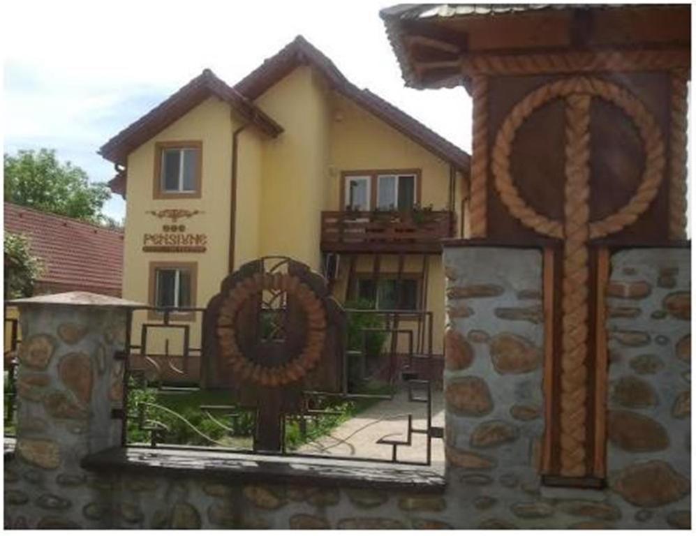 Pensiunea Pentru Tine Prietene Arcani Bilik gambar